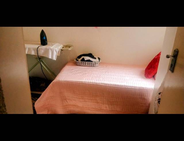 2 BEDROOM APARTMENT FOR SALE IN MONTCLAIR